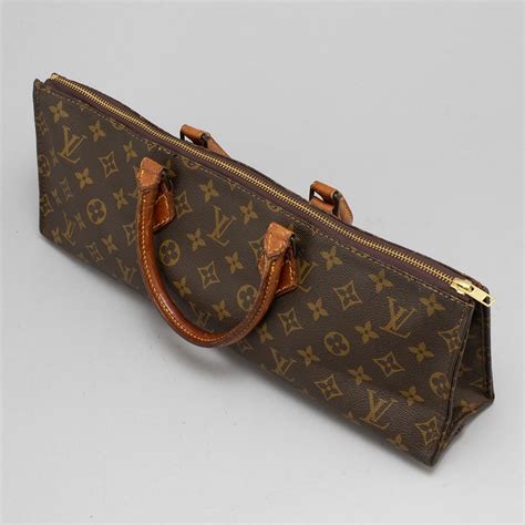 sac triangle louis vuitton|lv triangle bag.